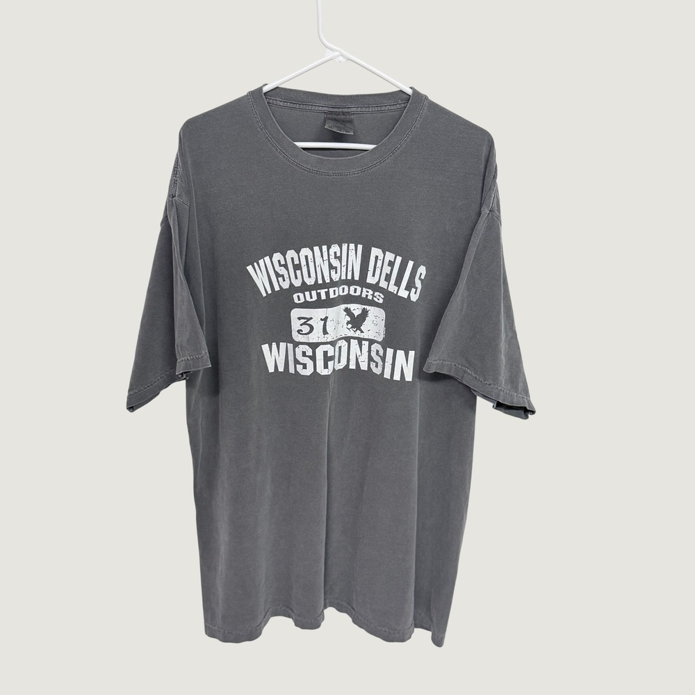 Comfort Colors Wisconsin Dells Outdoors Graphic T-Shirt Gray XL